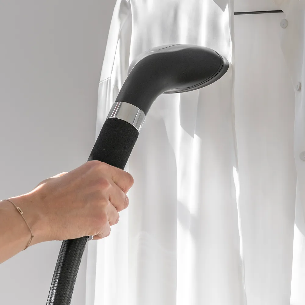 Вертикальный отпариватель GEORGE (EUES200B)